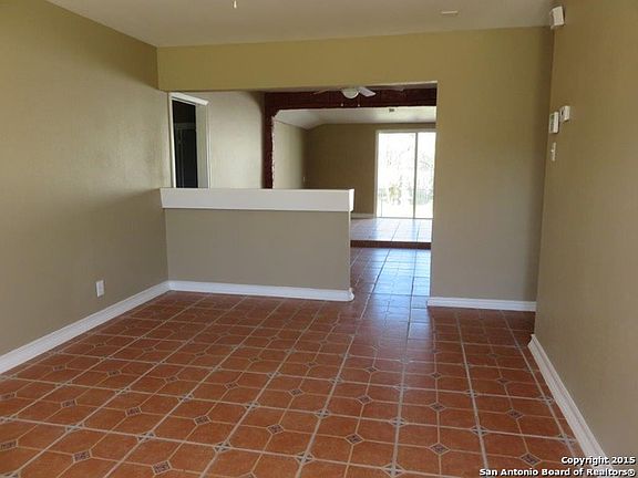 2nd image of 271 E Baetz Blvd