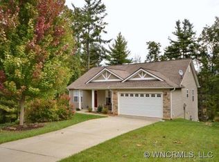 98 Talon Trl, Etowah, NC 28729