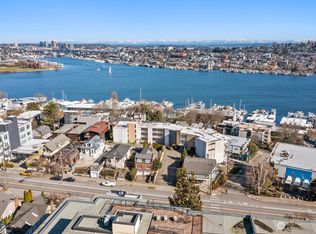 655 Crockett St APT B302, Seattle, WA 98109