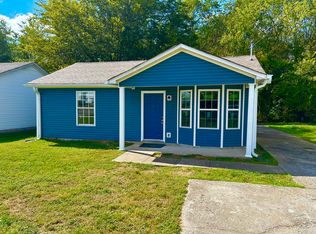 704 Stateline Rd, Oak Grove, KY 42262