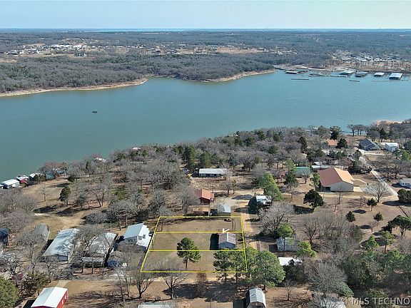 3rd image of 4390 Lakeshore Dr