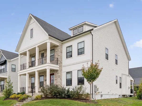 14011 Smoky Bell Ln, Gaithersburg, MD 20878