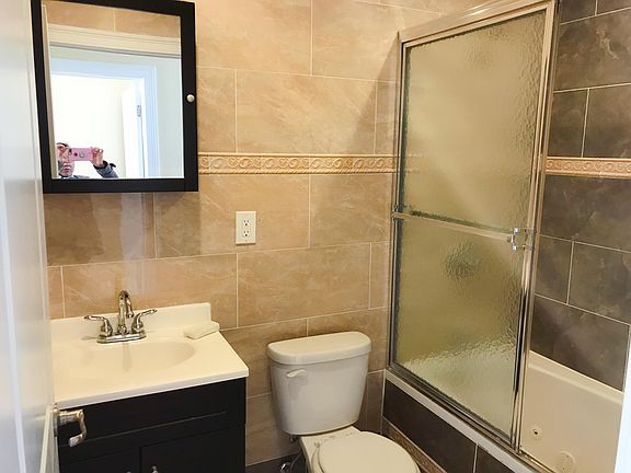 4th image of 5520 Avenue O Unit 2