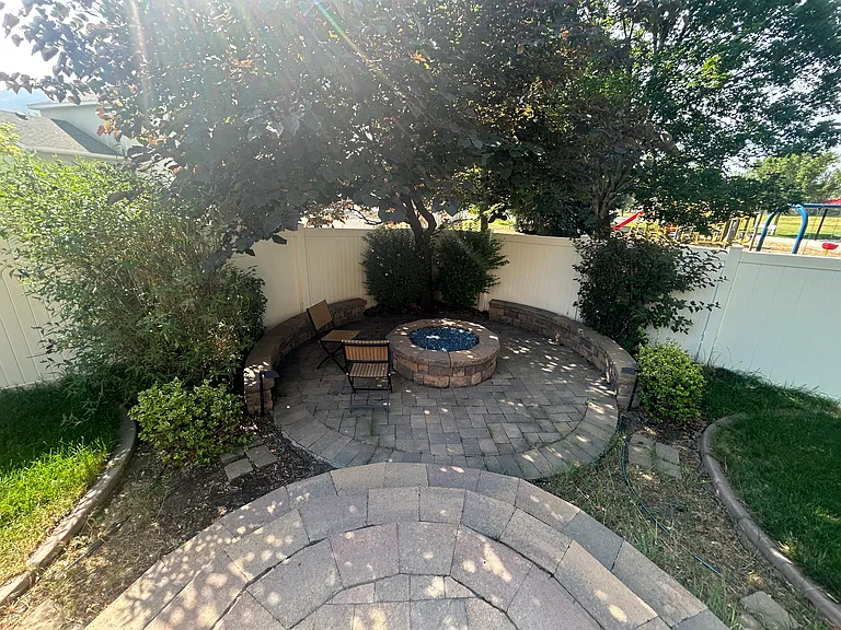 112 E Sweet Berry Dr — Photo 23