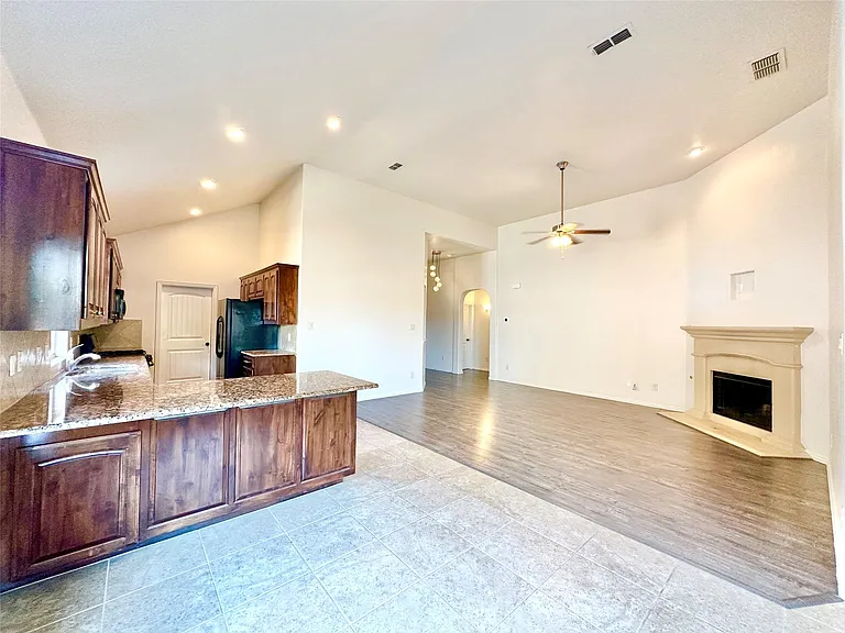2620 Triangle Leaf Dr — Photo 12