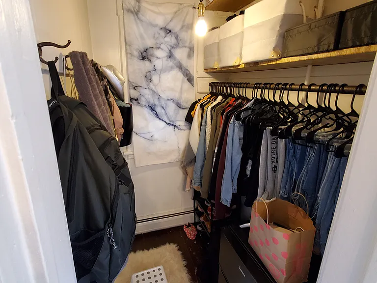 534 Yates St #B — Photo 10