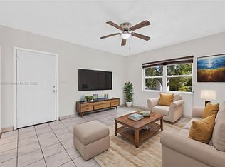 3762 SW 27th St #4, Miami, FL 33134