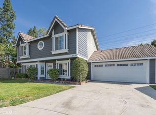 8636 Rancho Cerona Dr, Paramount, CA 90723