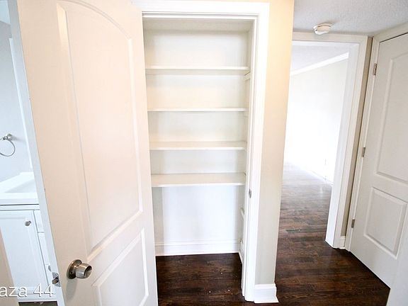 2nd image of 4442 Jarboe St APT 3