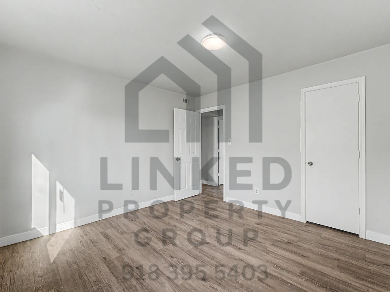 Evanston Apartments — Photo 3