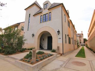 209 S El Molino Ave, Pasadena, CA 91101