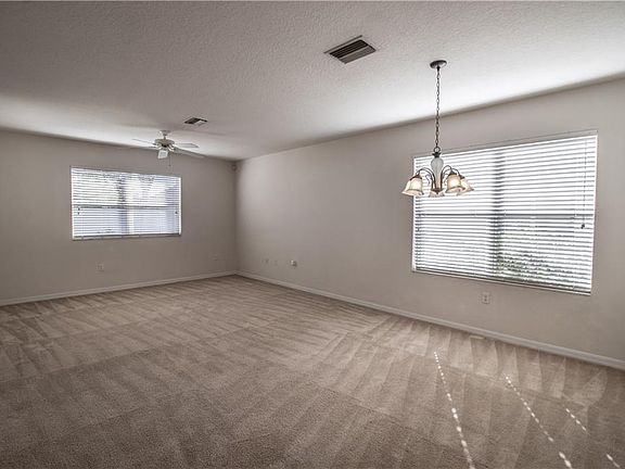 5th image of 722 Cristelle Jean Dr
