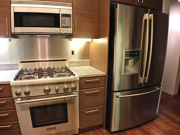 3rd image of 1530 NW Market St Unit 710