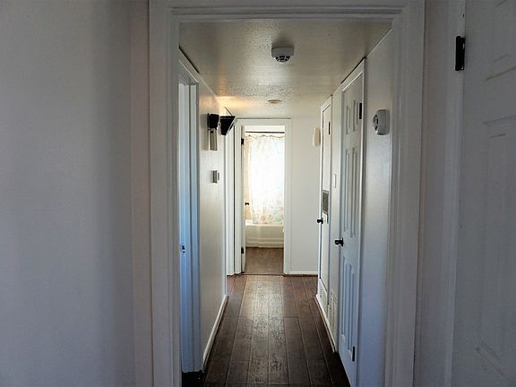 4th image of 2105 Nabors Ln