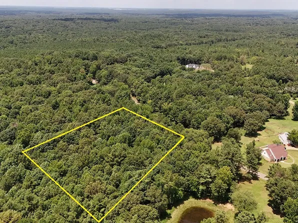 25 Leonard Ln, Holly Springs, MS 38635