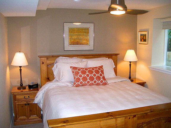 Room fits a queen size bed comfortably. Large window to let in lots of natural light.