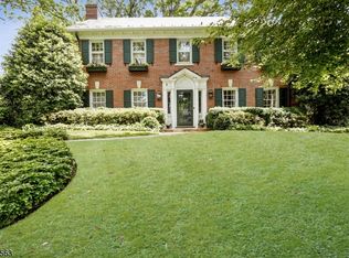 37 Hawthorne Rd, Short Hills, NJ 07078