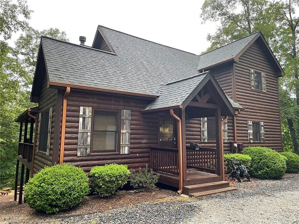 1st image of 4 Shalom Ln