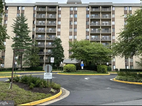 3101 S Manchester St APT 618, Falls Church, VA 22044