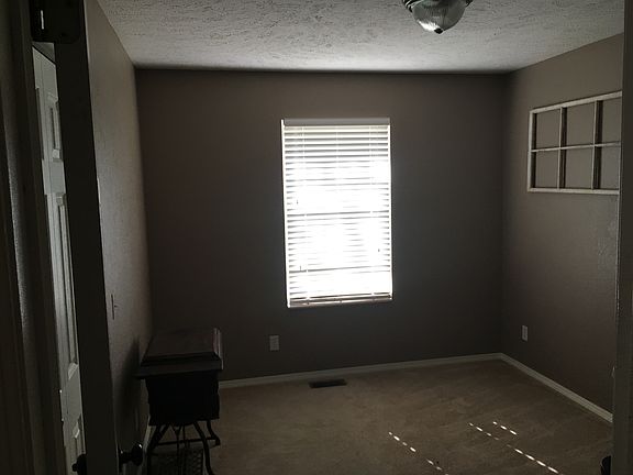 5th image of 504 S Dexter Ave