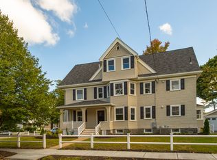 38 Broadway, Newton, MA 02460