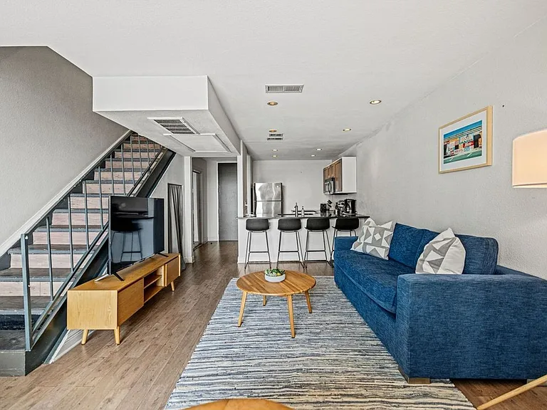 Littlefield Lofts — Photo 6