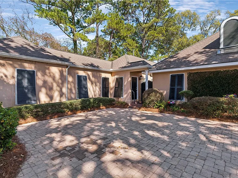 125 Pine Valley — Photo 1