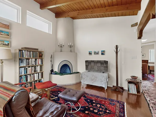 2849 Vereda De Pueblo, Santa Fe, NM 87507