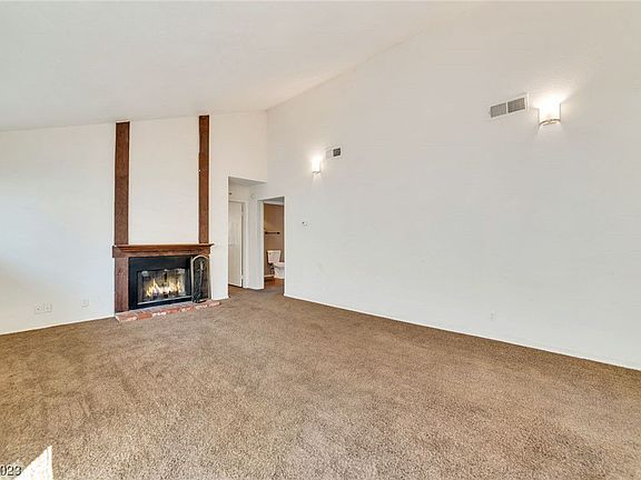 4th image of 4104 Woodgreen Dr