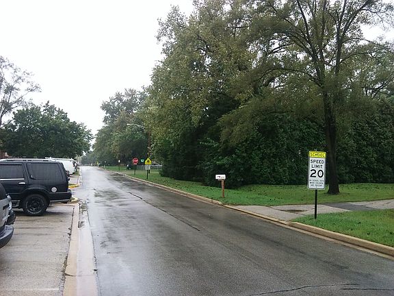 5th image of 1S129 Ingersoll Ln