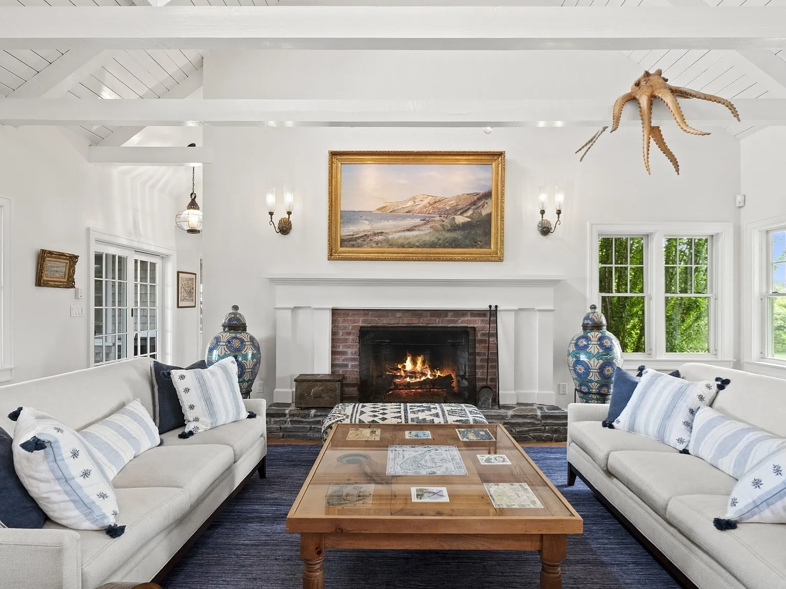 7 bed, 6.5 bath, 5804 sqft, $38,500 — Photo 3