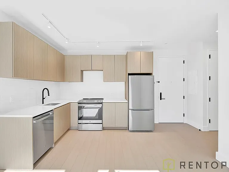 1634 Flatbush Ave #566 — Photo 5