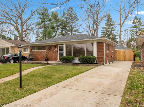 13563 Sarasota, Redford, MI 48239