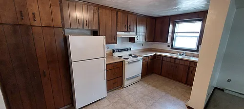 2013 Eastman Ave Photo 1