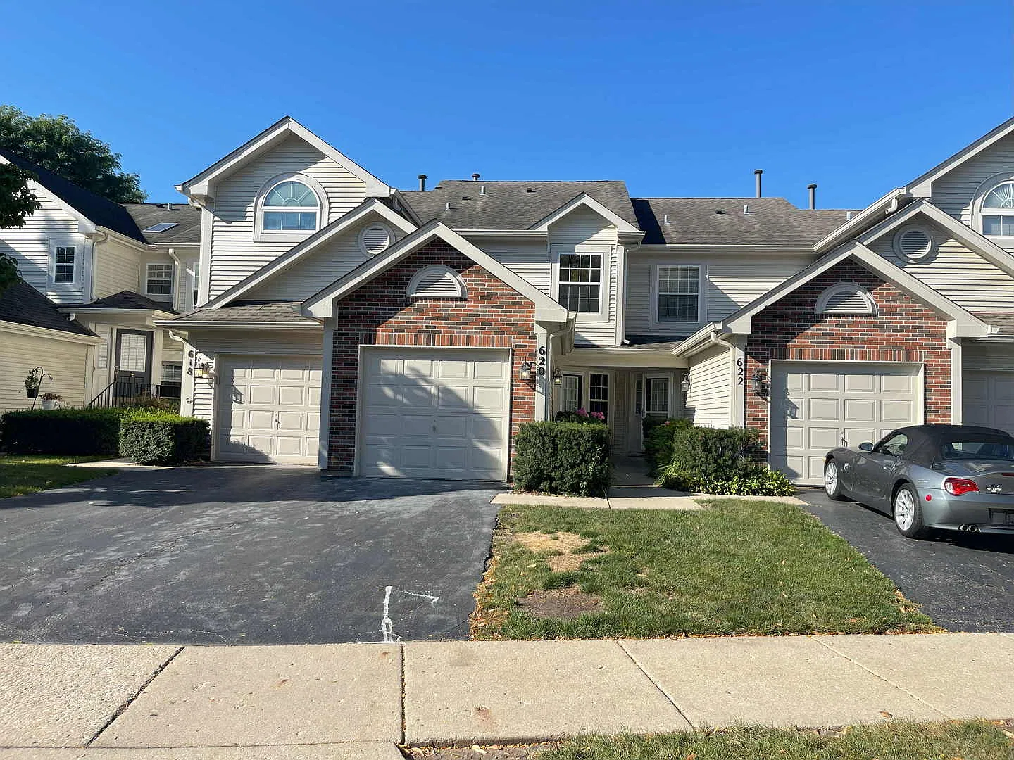 2 bed, 2.5 bath, 1330 sqft, $2,395 — Photo 1