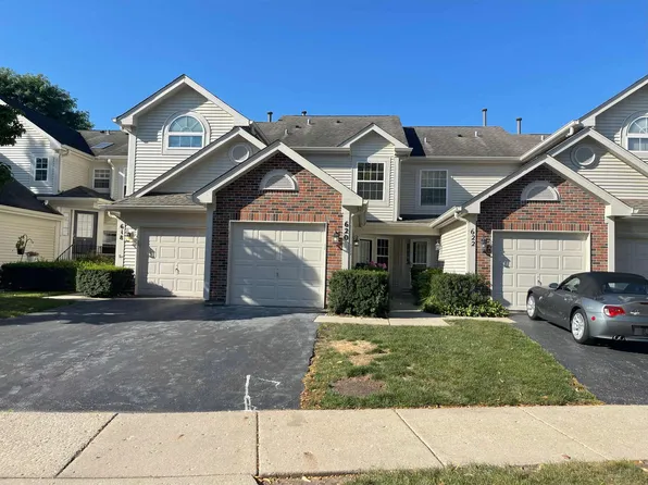 620 Cobblestone Ct #620, Elgin, IL 60120