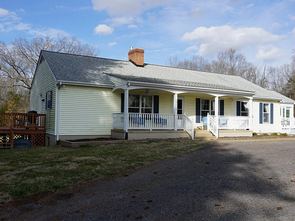 Winston Station Ln