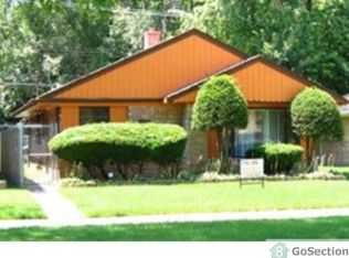 9720 S Van Vlissingen Rd, Chicago, IL 60617