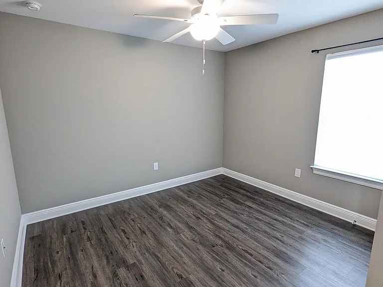 2335 Hadleigh Hills Ct — Photo 17