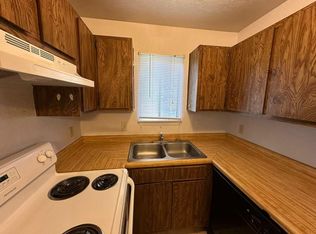 550 S 12th St #43, Elko, NV 89801