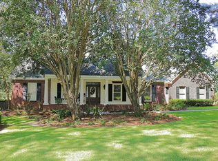 257 W Canebrake Blvd, Hattiesburg, MS 39402