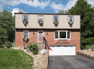 6183 Boxer Dr, Bethel Park, PA