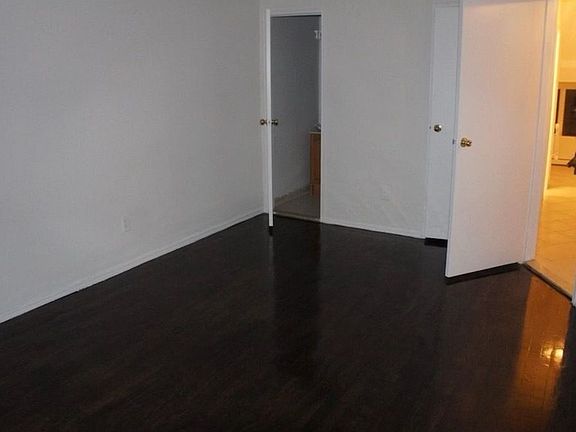 3rd image of 149-01 84th St #1