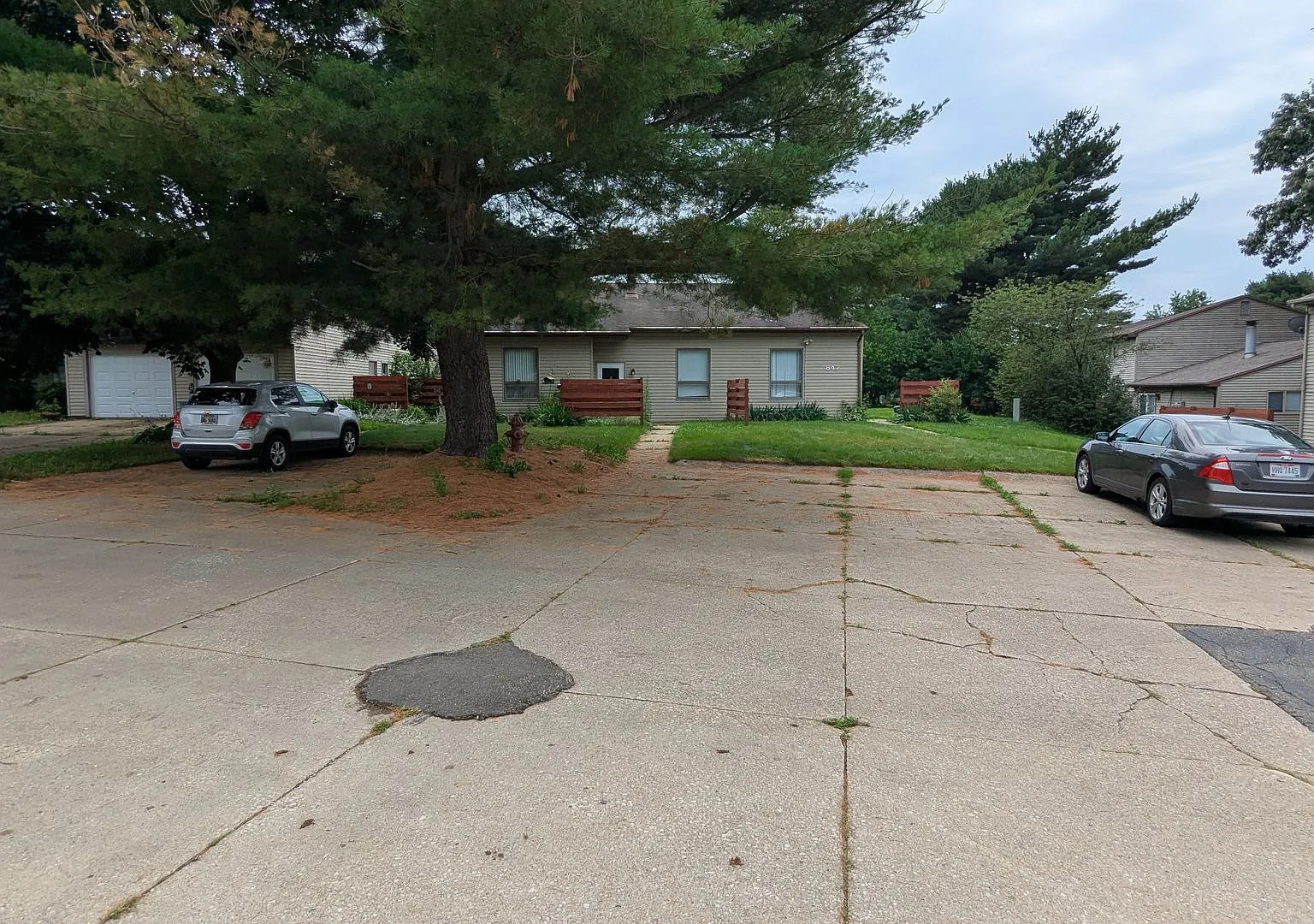 MN Cedar Village (847) — Photo 2