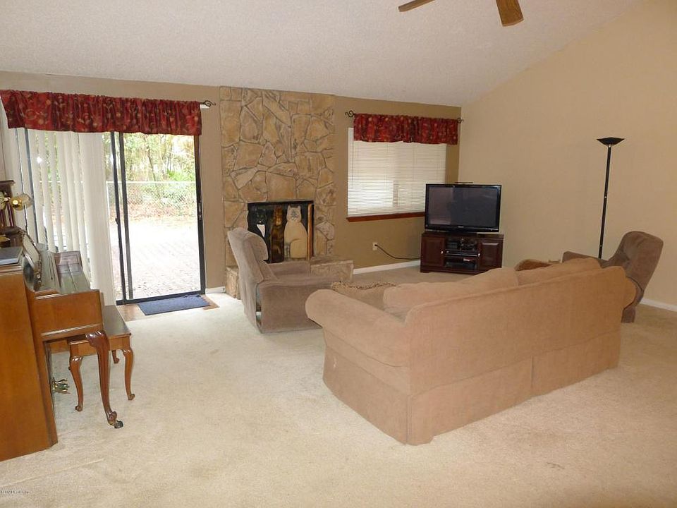 1st image of 10394 Arrow Lakes Ct