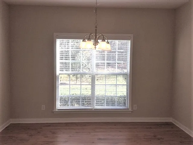 8244 Chatham Oaks Dr — Photo 4