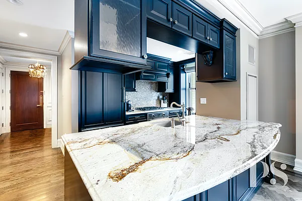 Rented by Compass | media 21