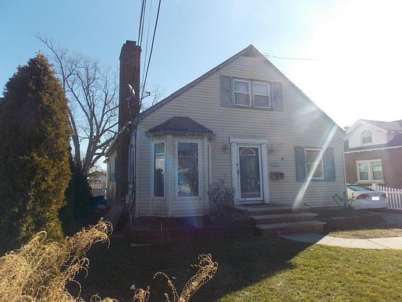 3rd image of 439 Ocean Ave
