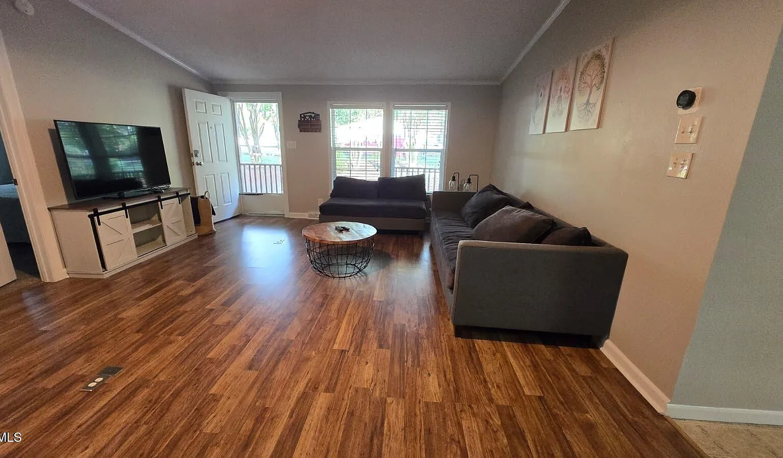 3 bed, 2.0 bath, 1440 sqft, $3,100 — Photo 4