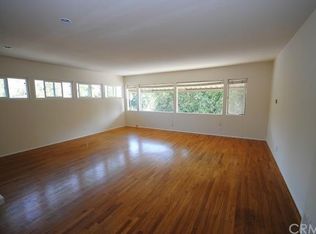 691 N Las Casas Ave, Pacific Palisades, CA 90272